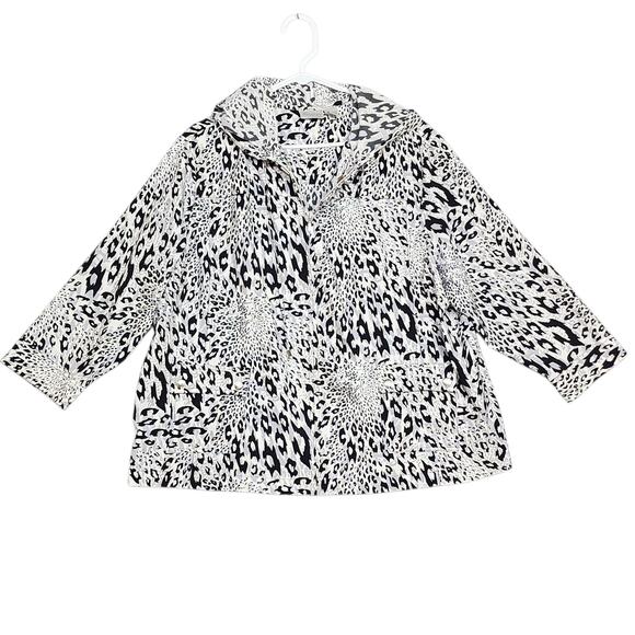 Chico's Zenergy Jacket Hooded Animal Print 3/4 Sleeve Lightweight Zip Up‎ Size 3 - Picture 1 of 8